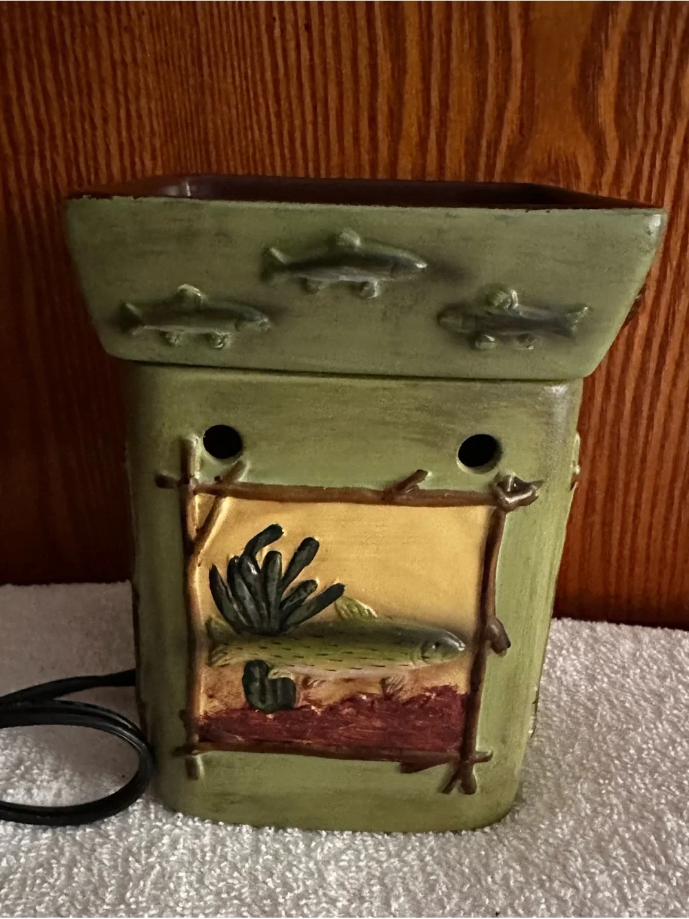 Scentsy Lodge Wax Warmer Moose Bear Fish Pine Rustic Cabin w/ Bulb Retired